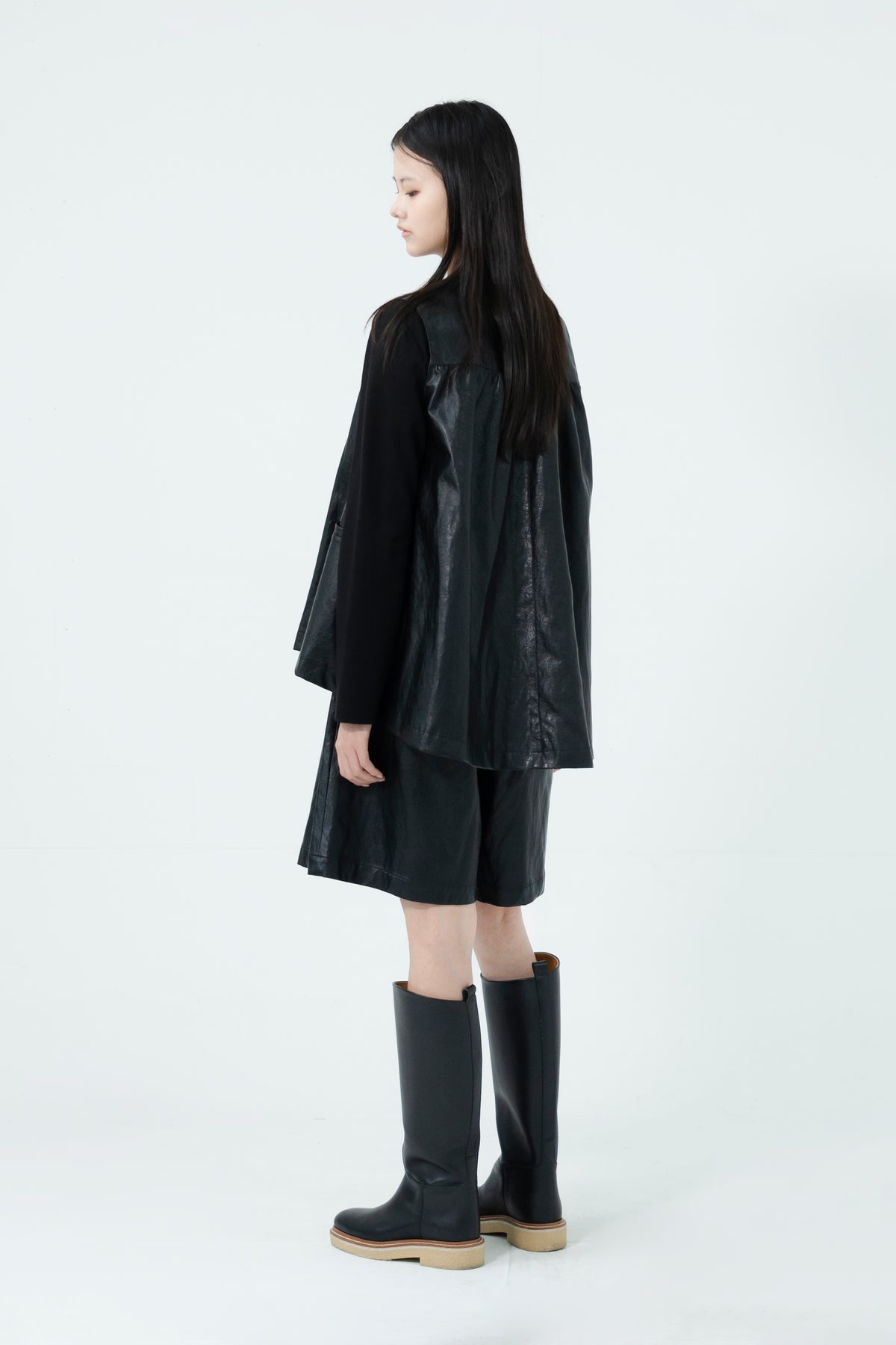 leather shirring vest