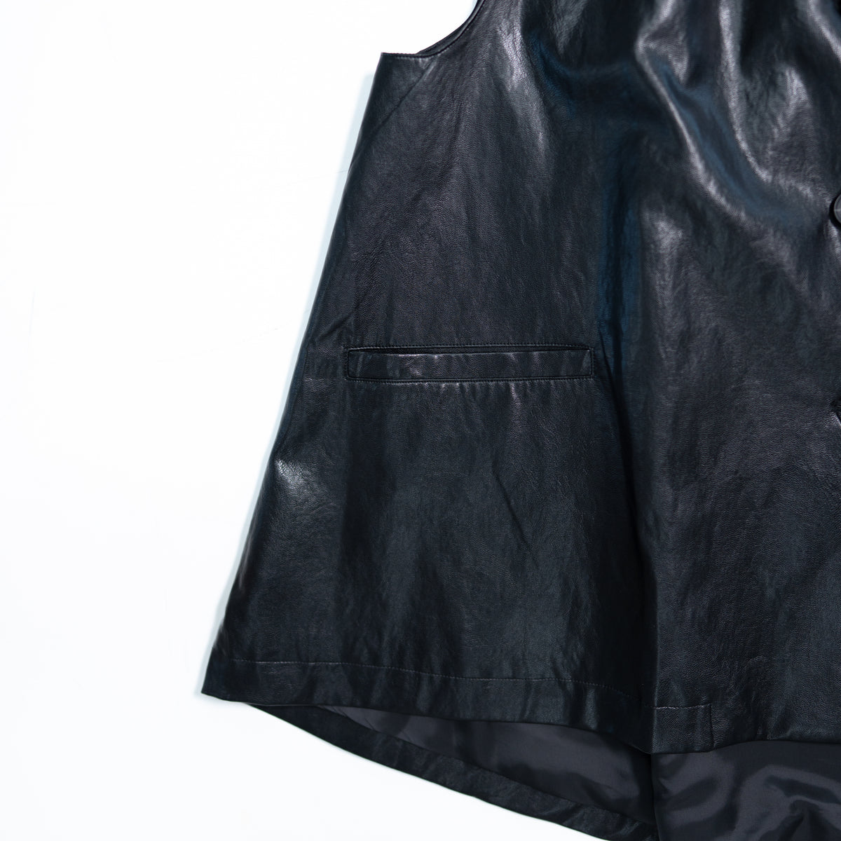 leather shirring vest