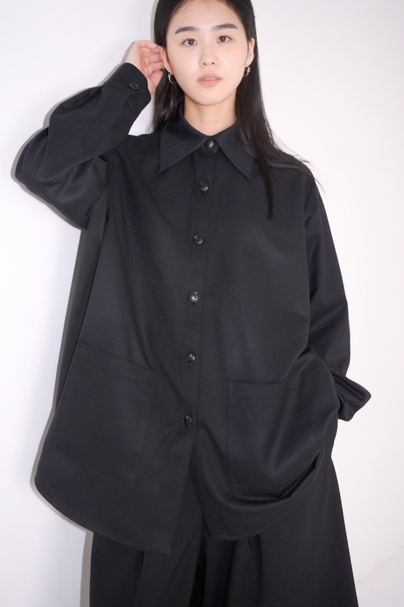 line pocket shirt