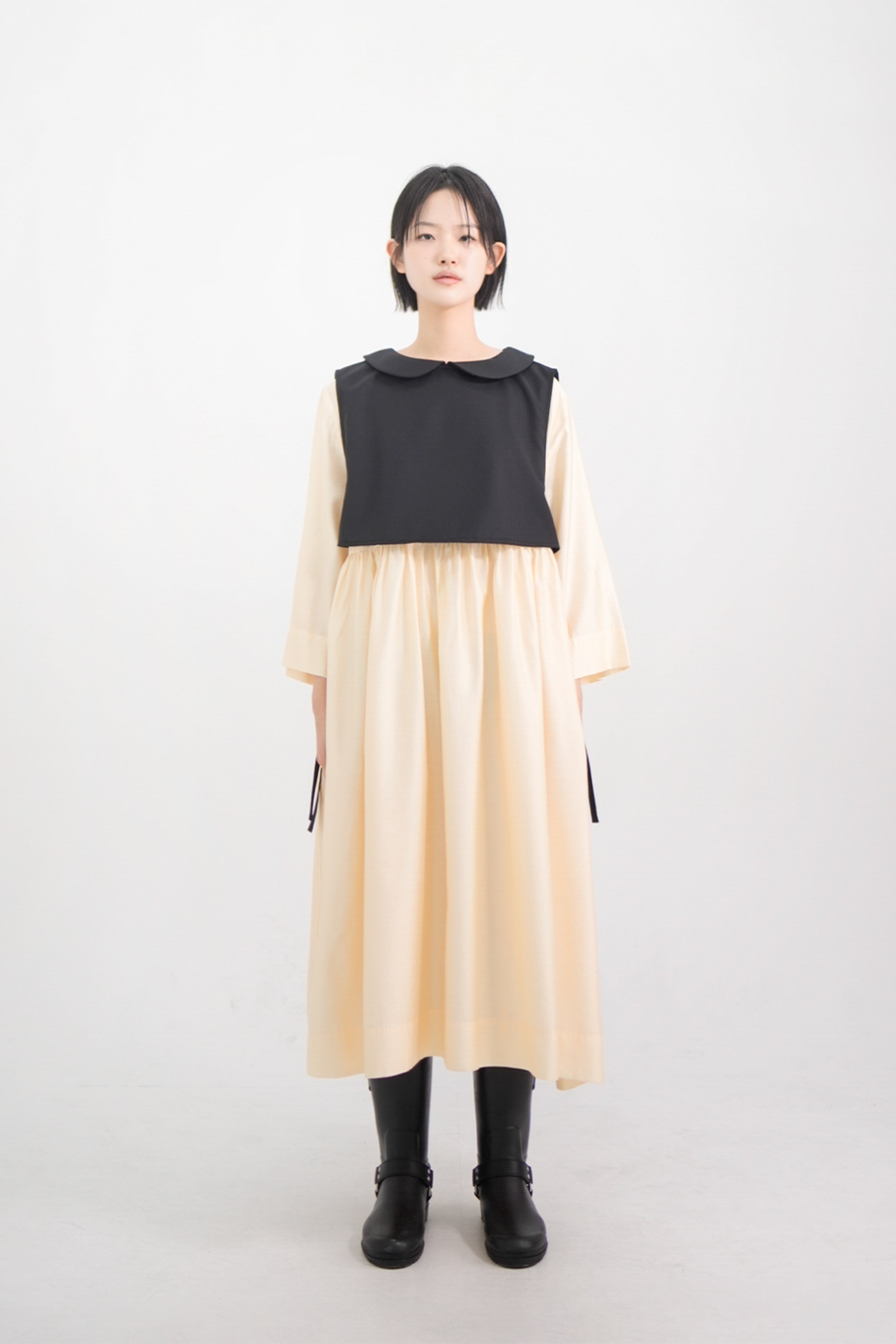 low collar crop vest
