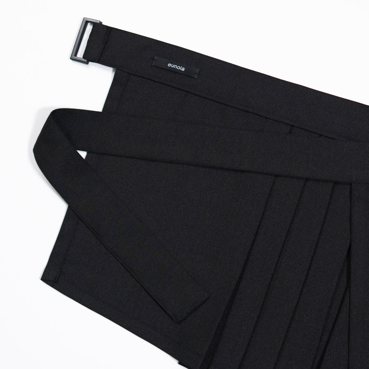 lowell pleats wrap