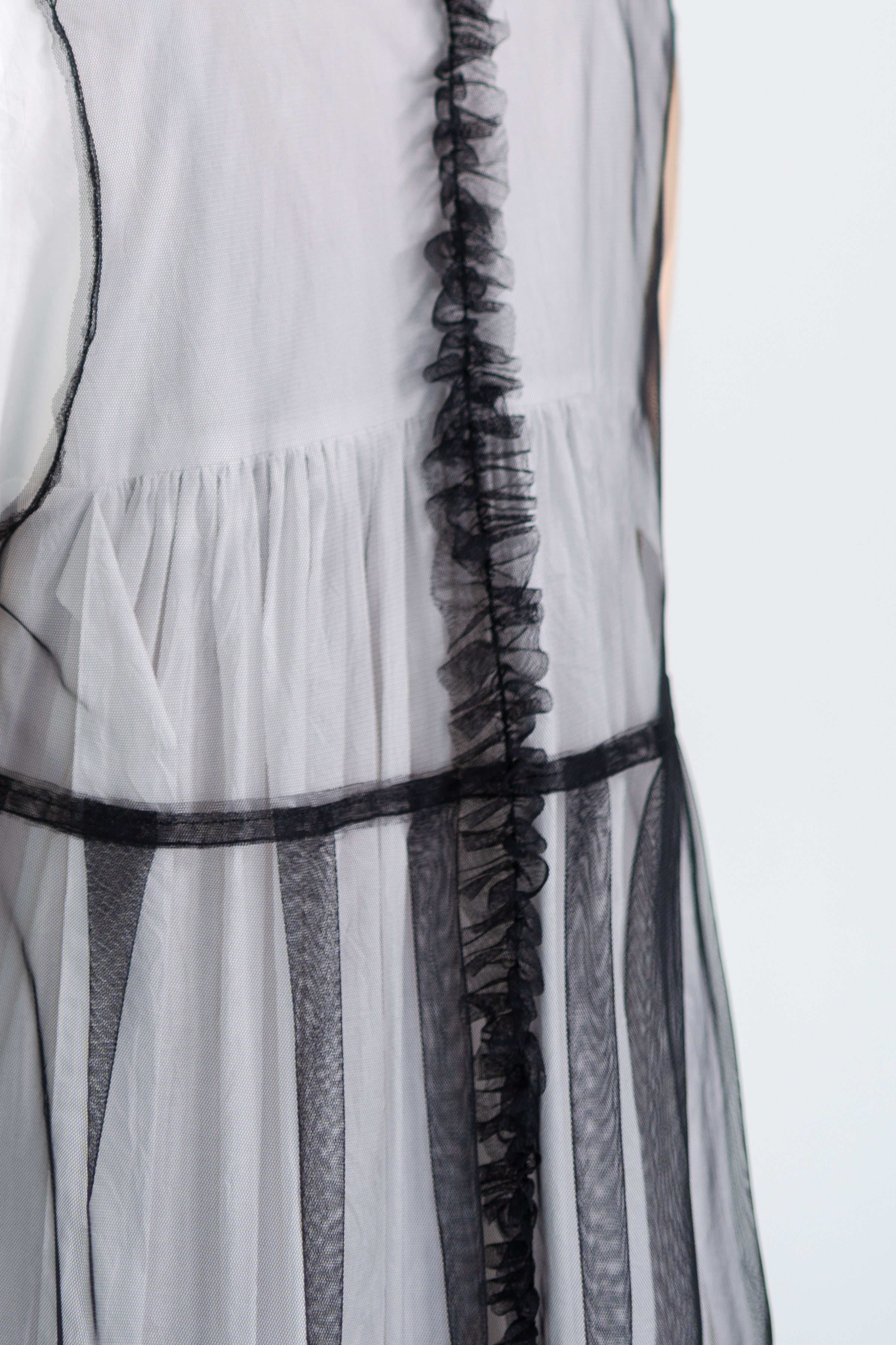 mesh frill vest