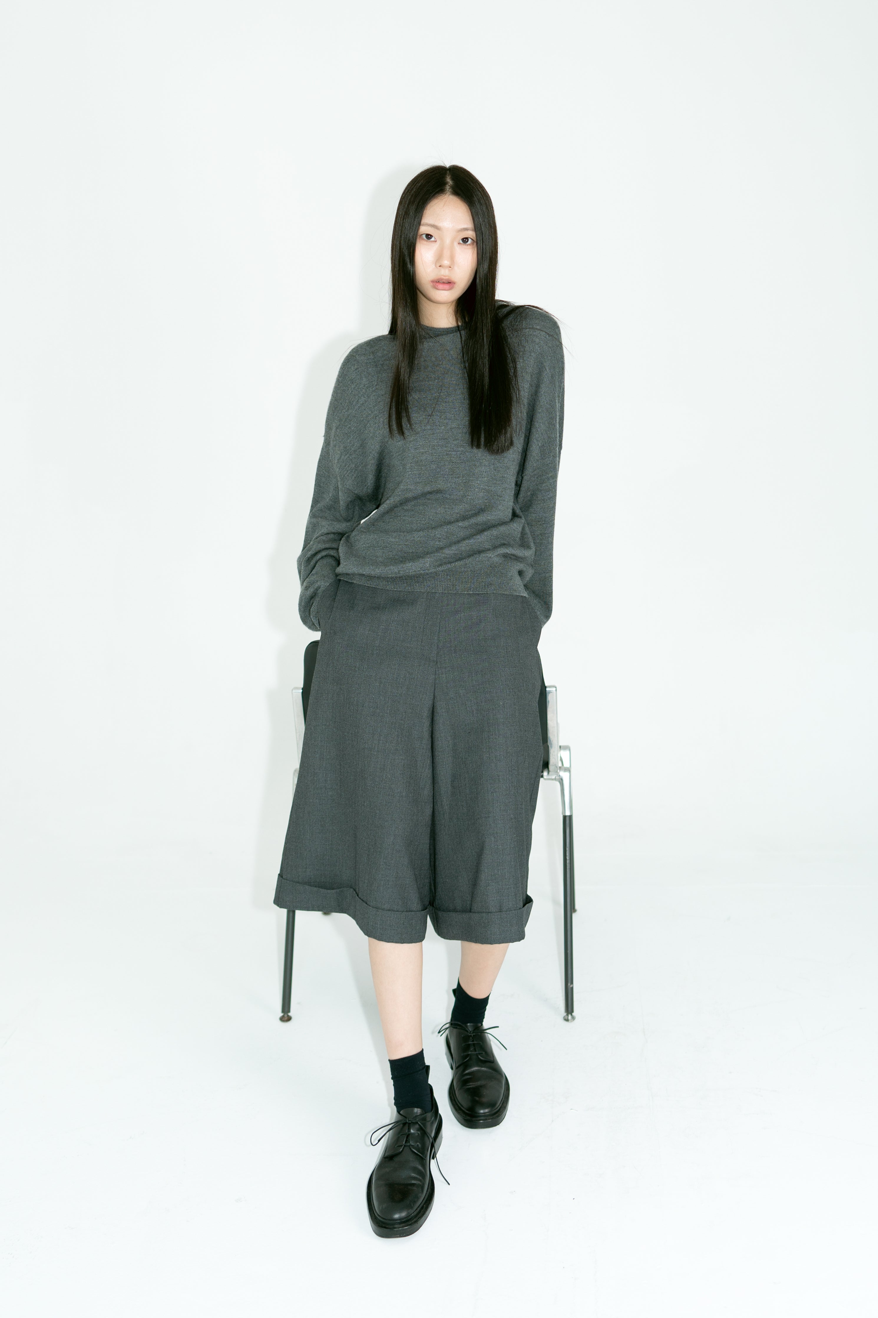 mild wool bermuda pants