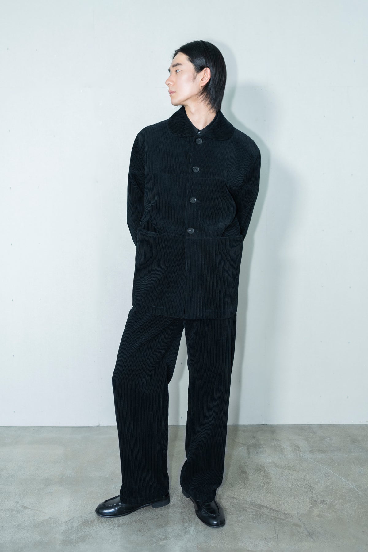 noir corduroy pants