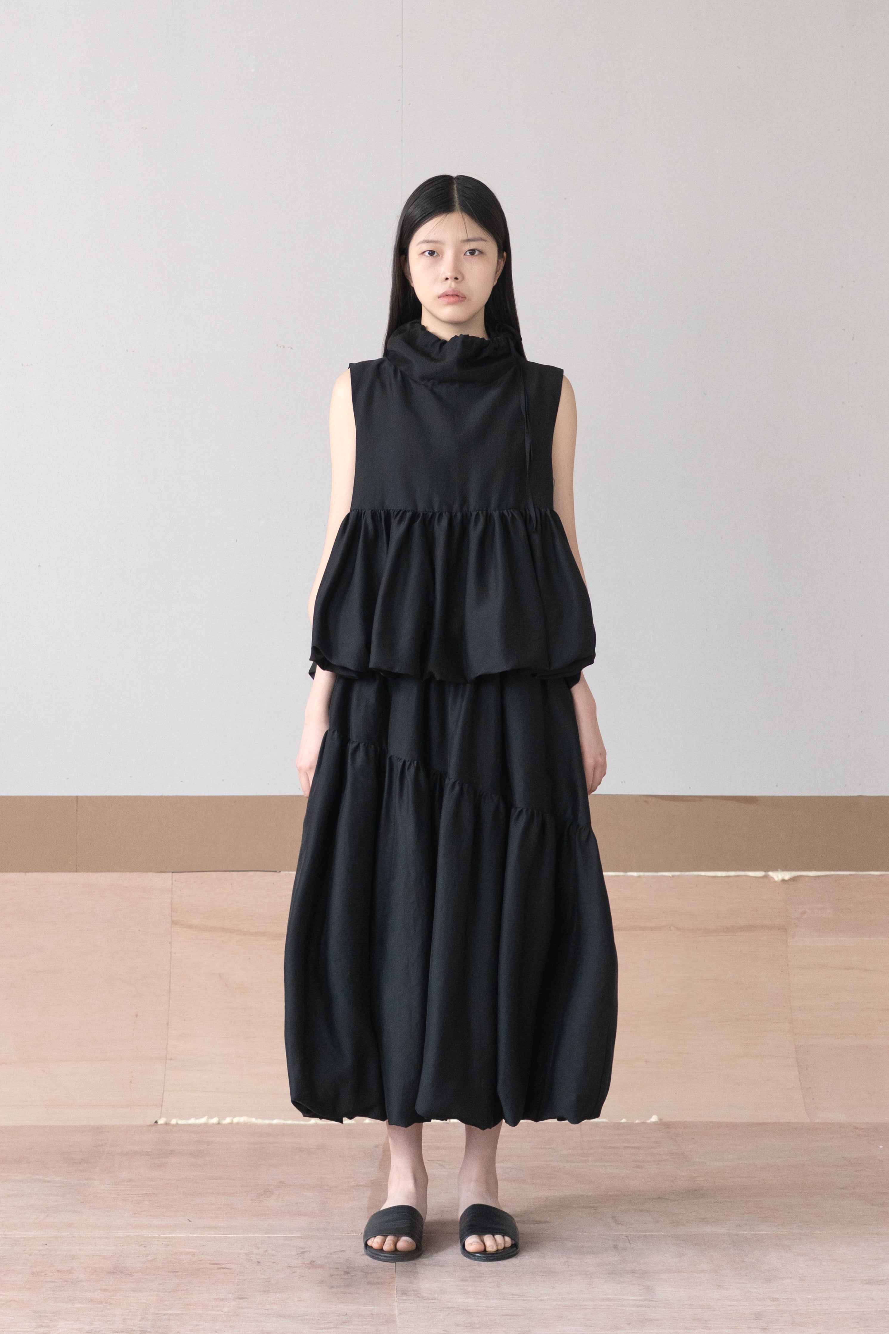 oblique line moss skirt