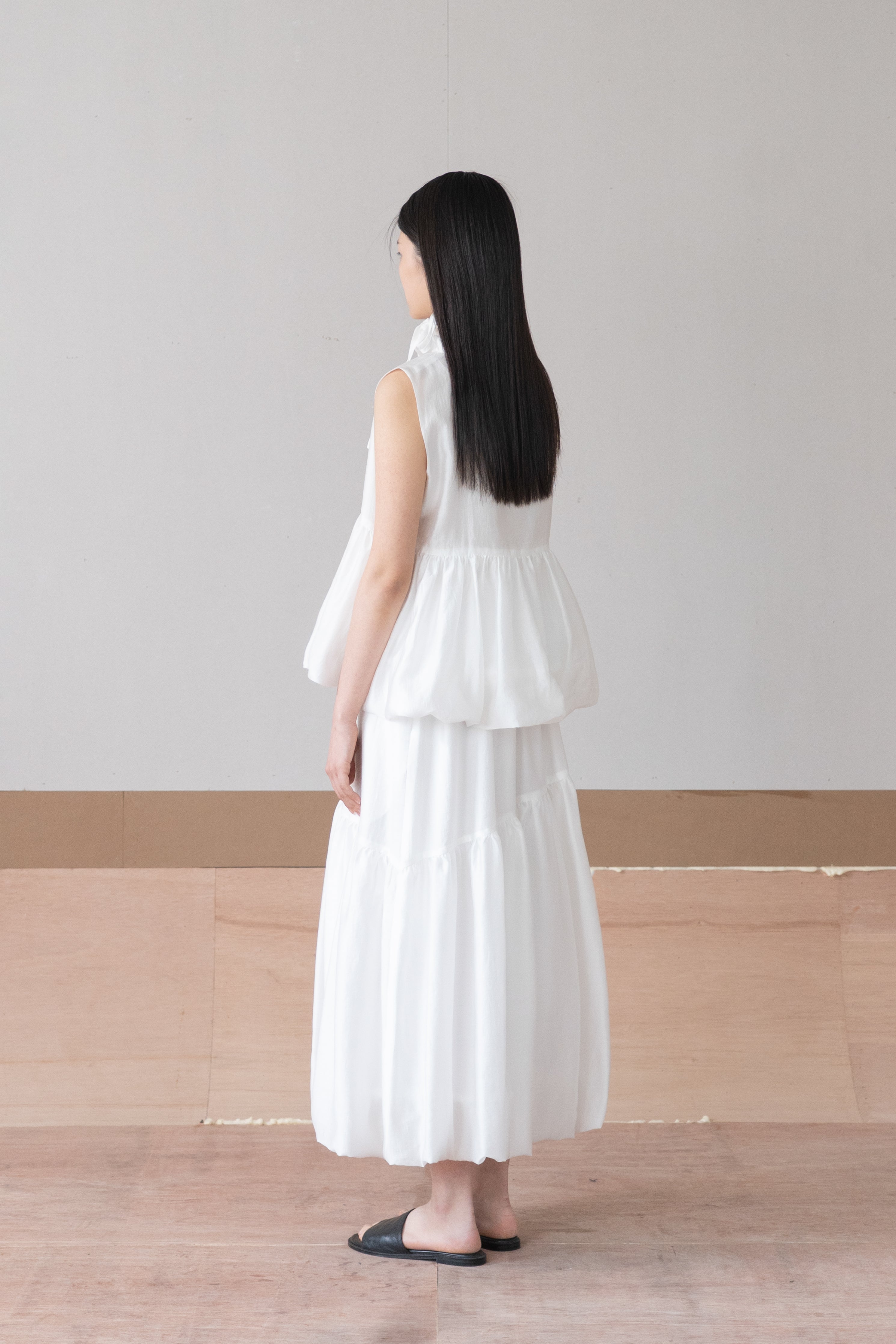 oblique line moss skirt
