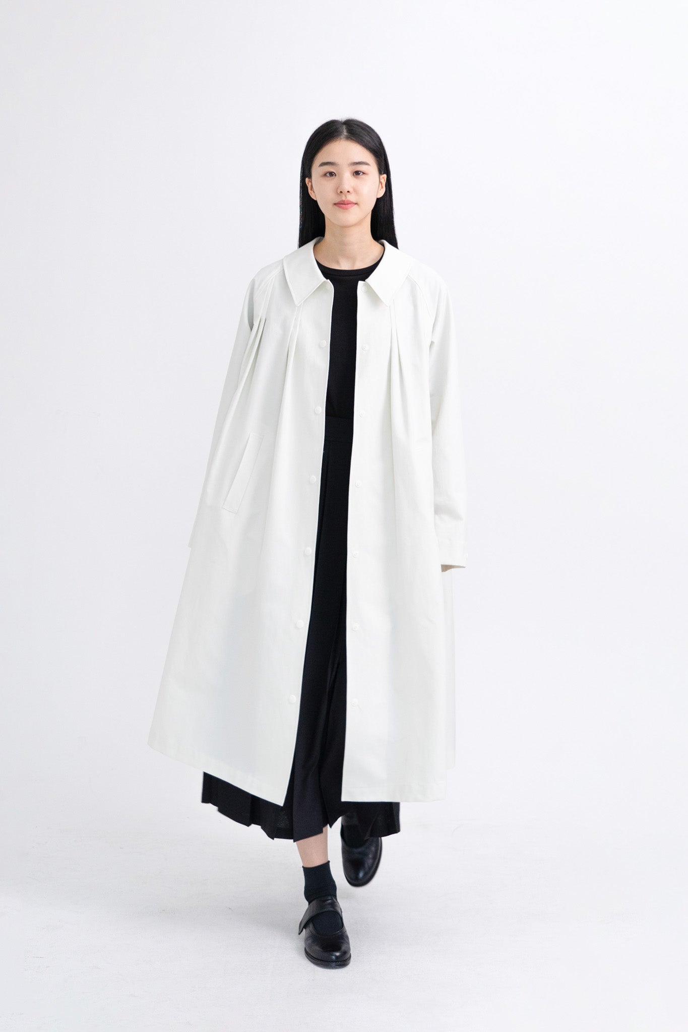 pleats annie trench coat