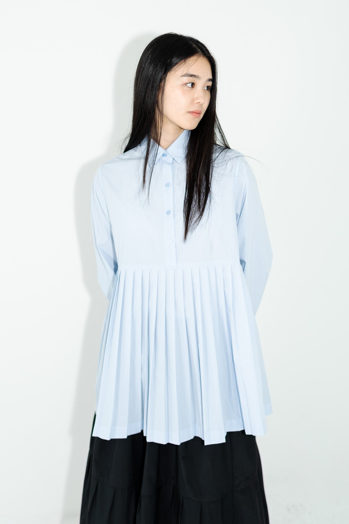 pleats shirt