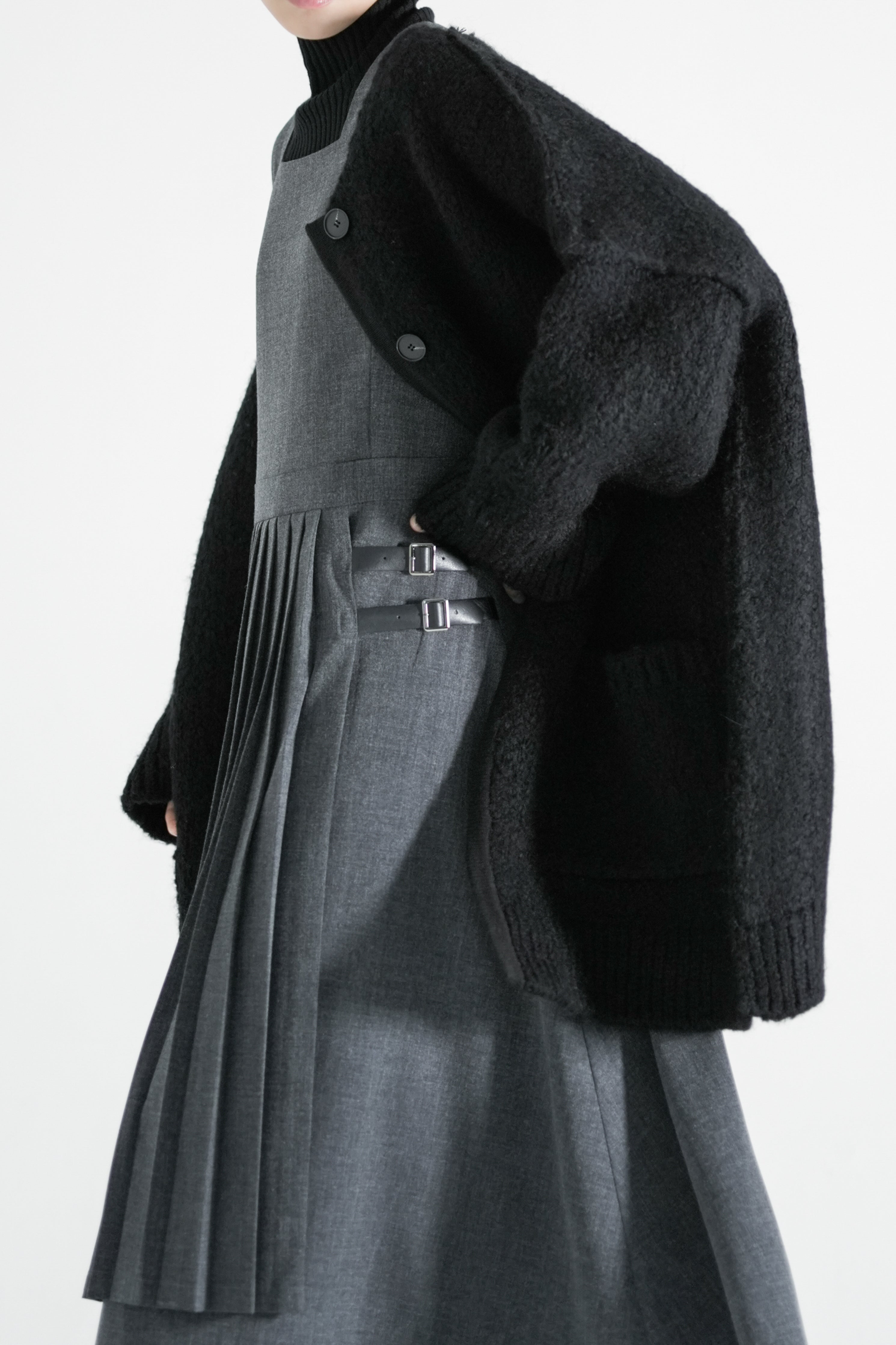 【STORE EXCLUSIVE】pleats wrap dress
