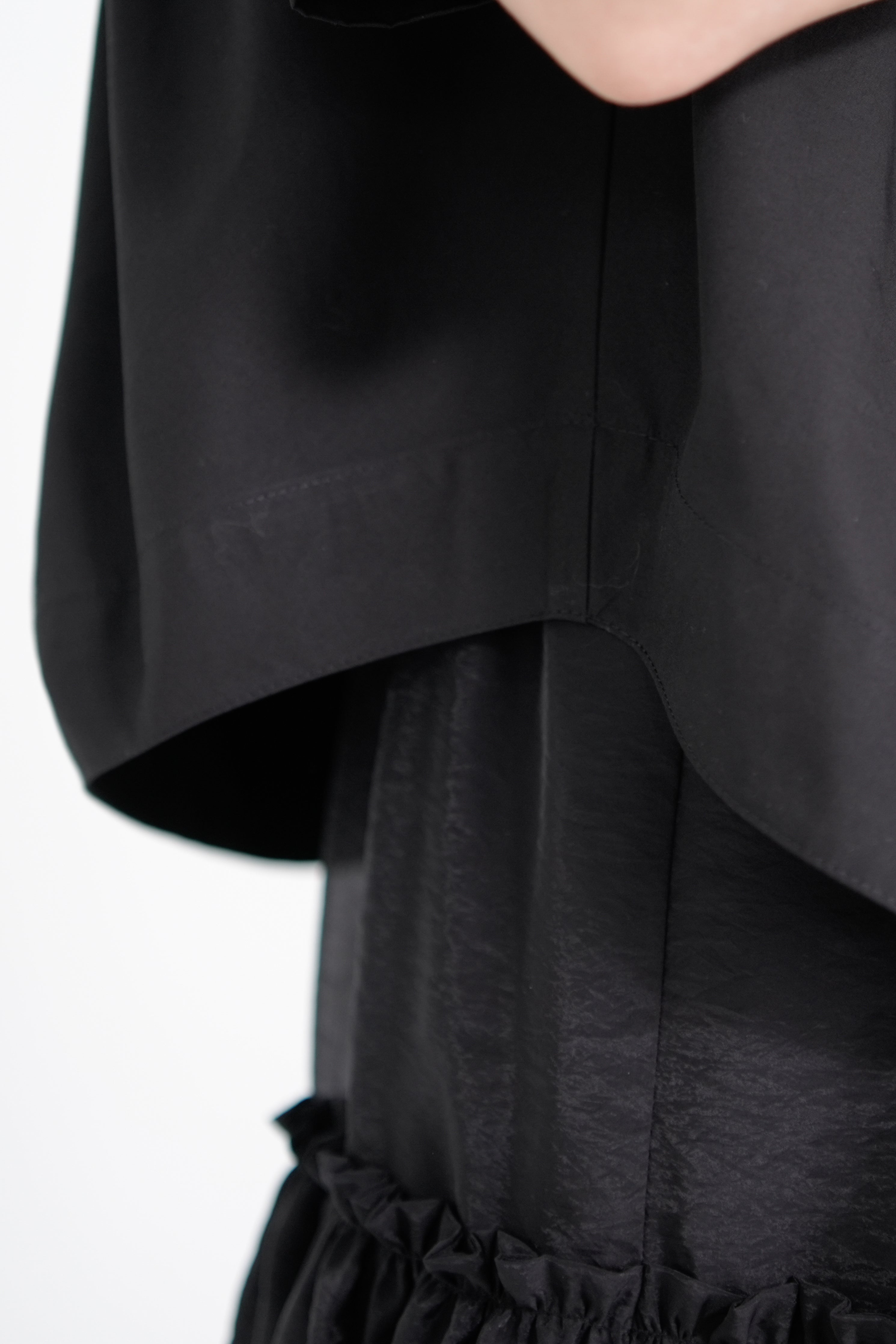 poplin tuck shirt