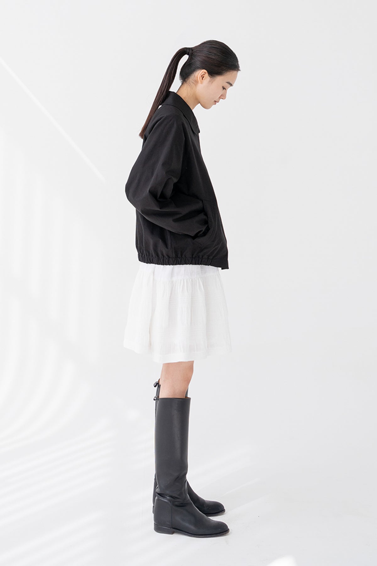 round collar blouson