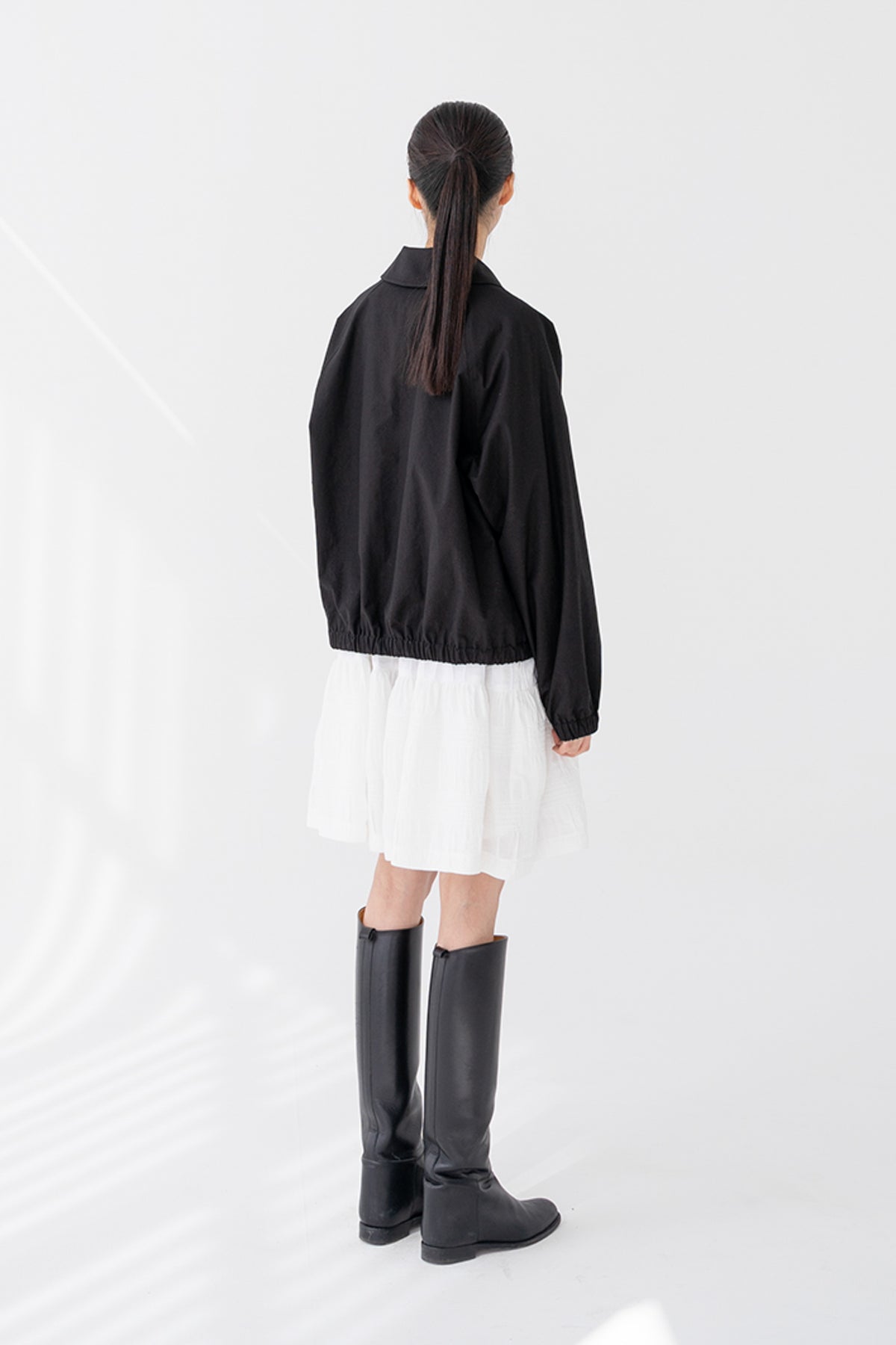 round collar blouson