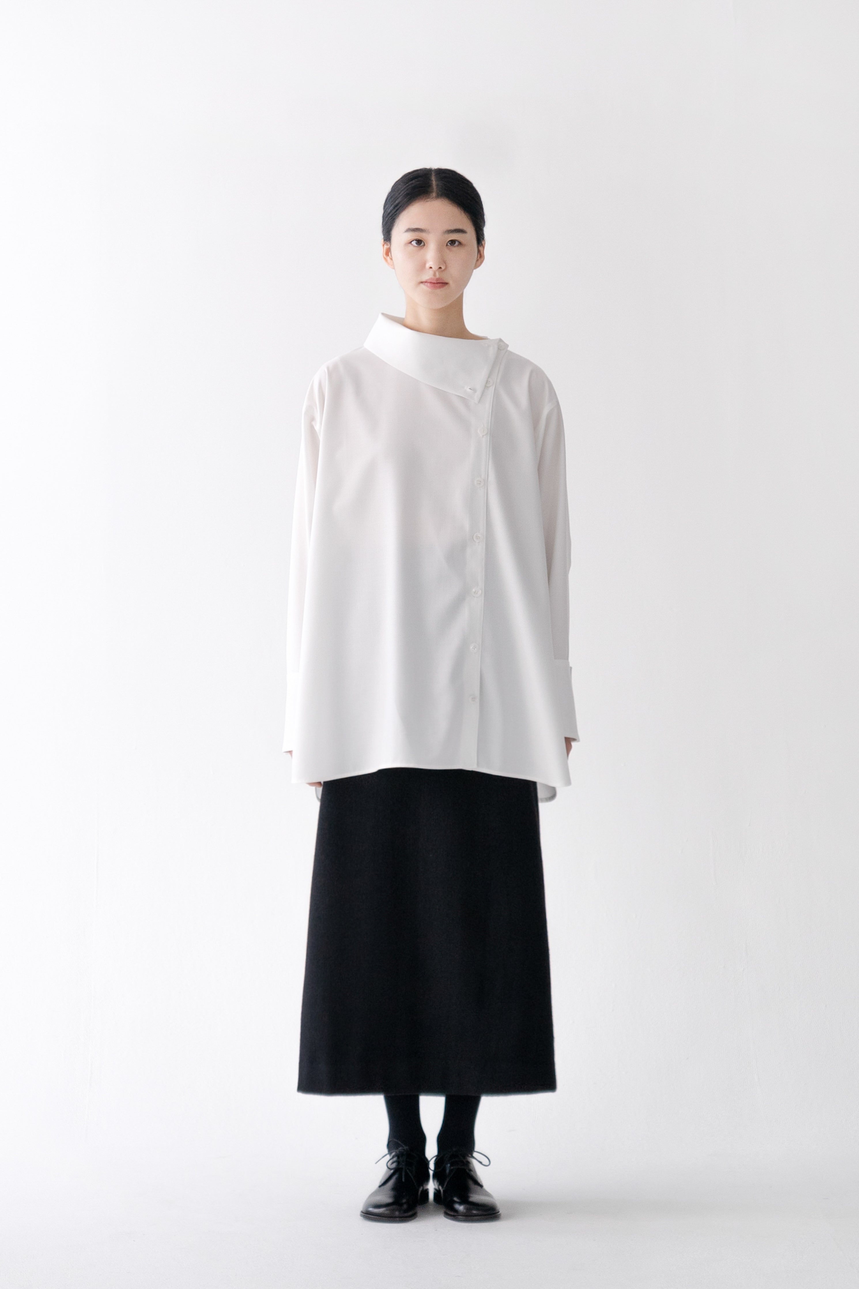 【STORE EXCLUSIVE】sideway collar shirt