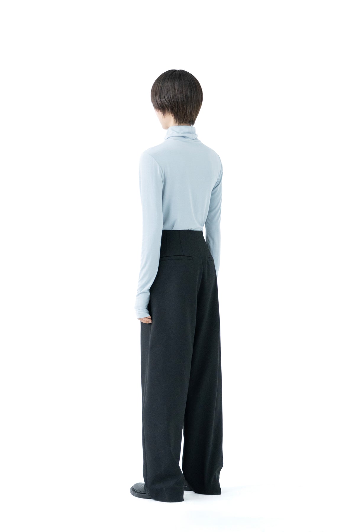 standard tuck pants