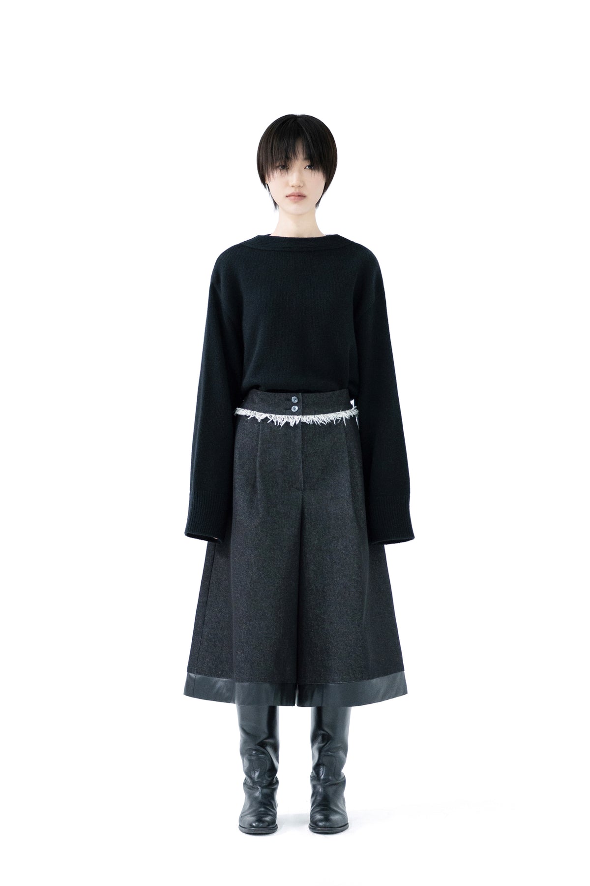 leather hem bermuda pants