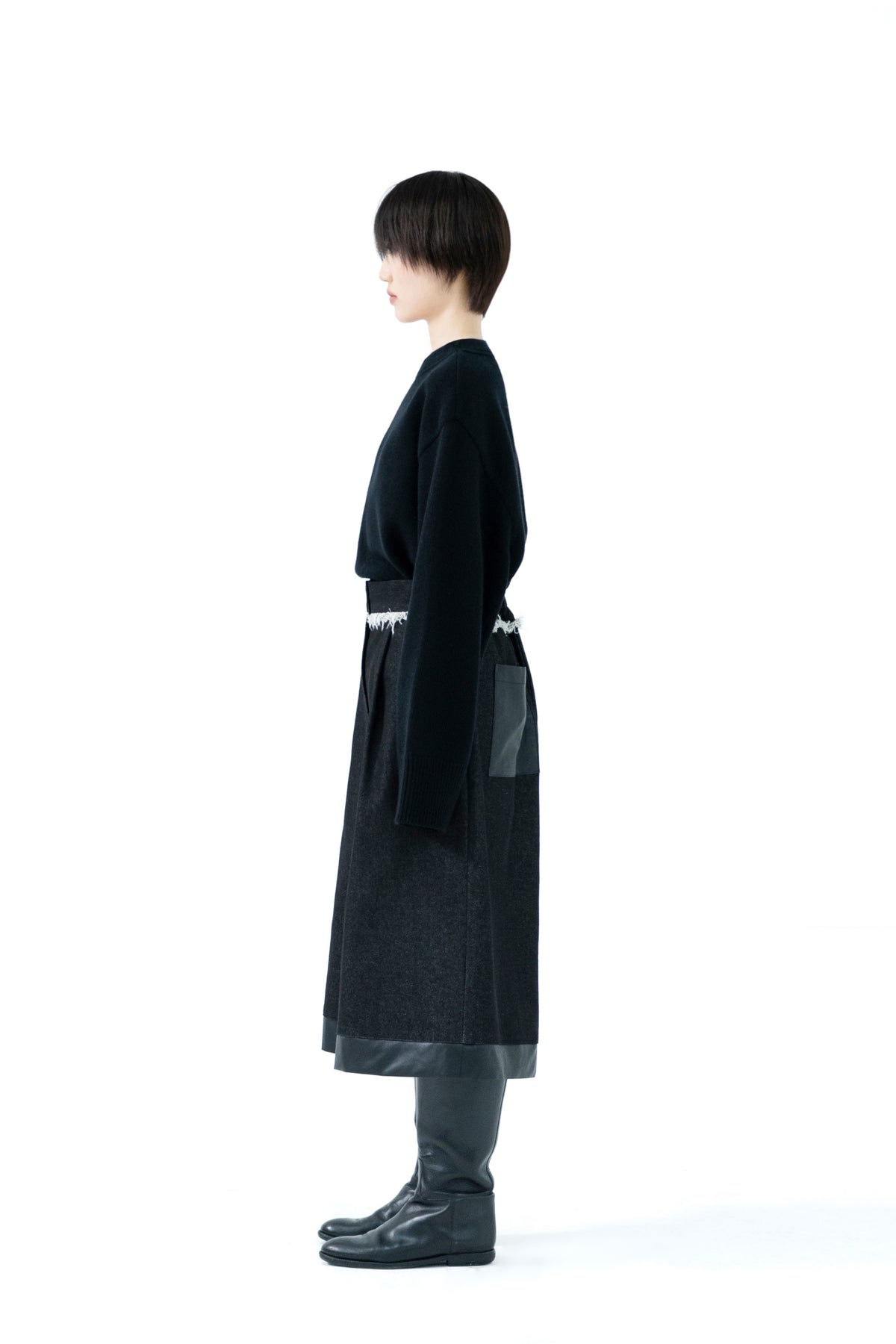 leather hem bermuda pants