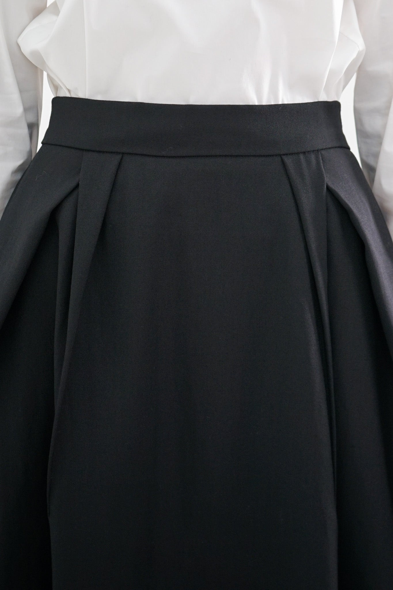 tulip volume wool skirt