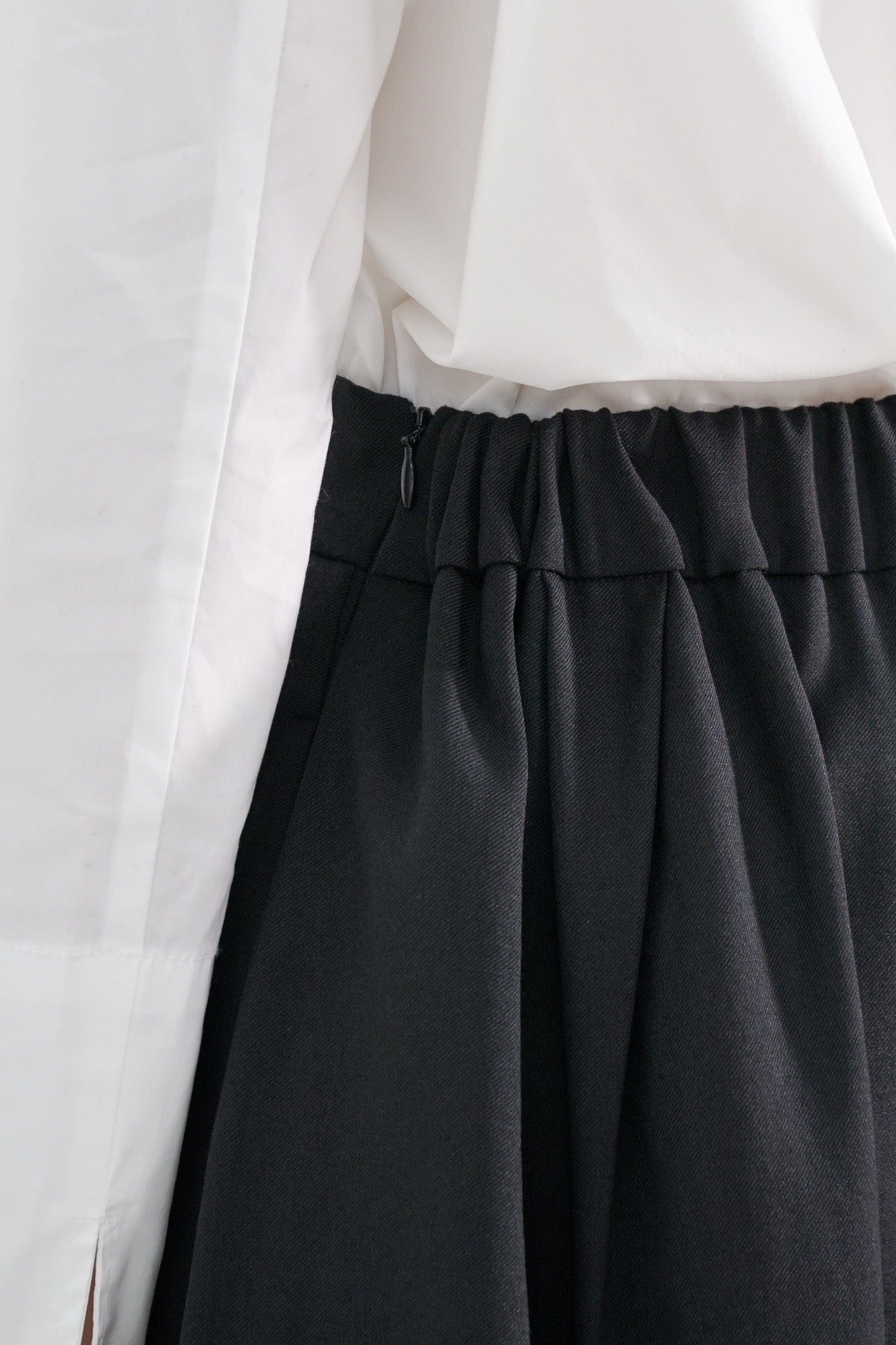 tulip volume wool skirt