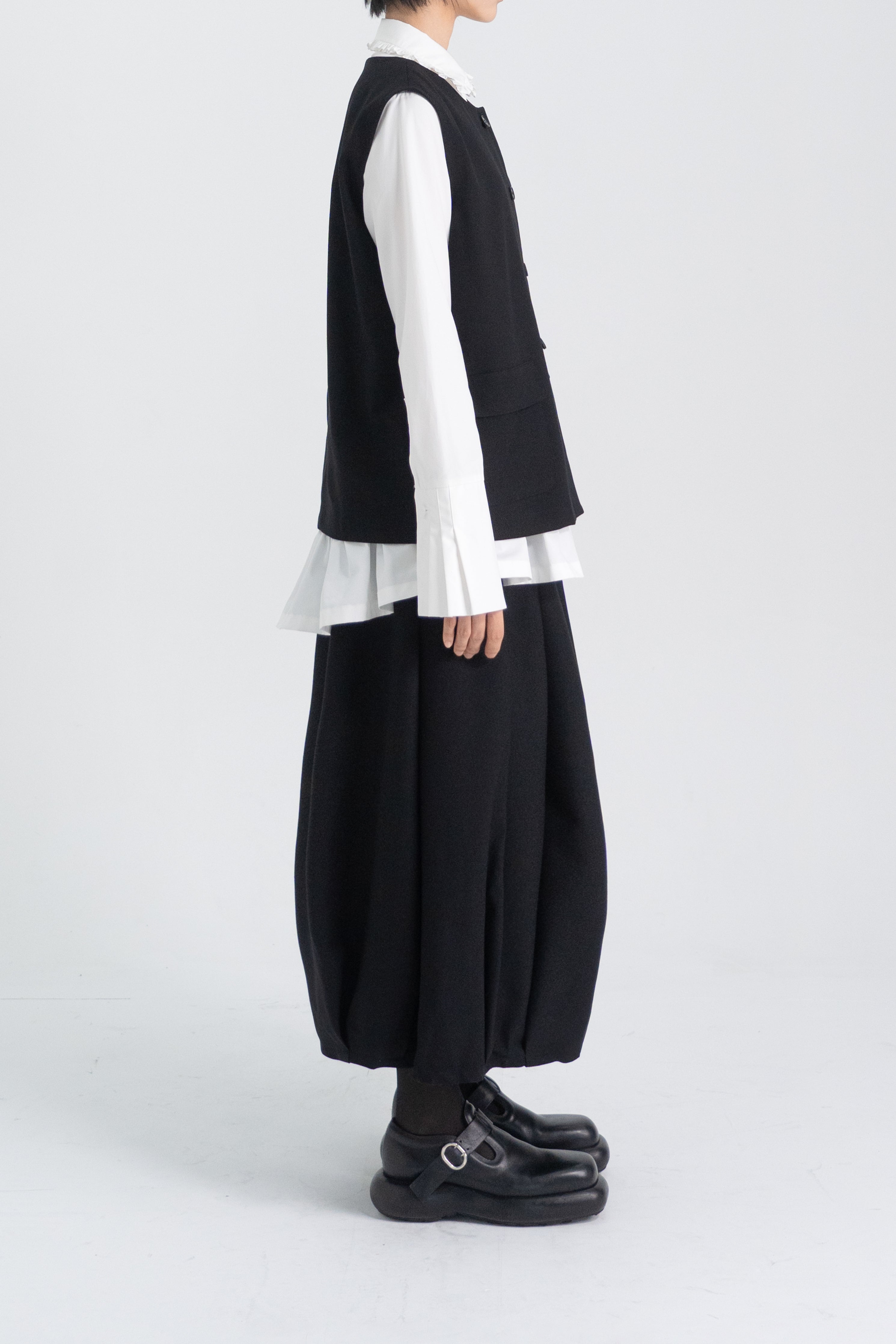 volume wool skirt