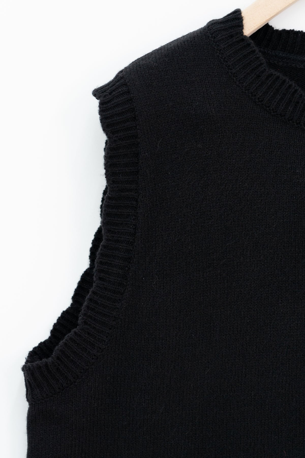 wave knit vest