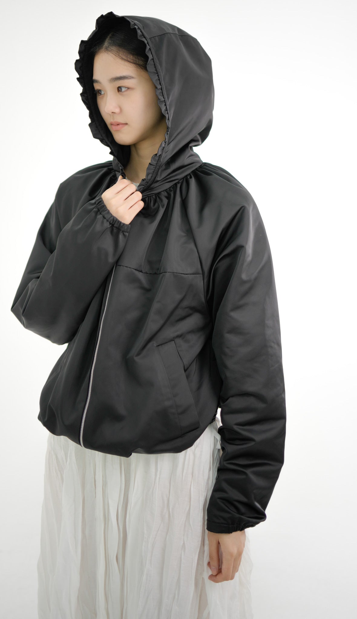 wind frill hooded jacket